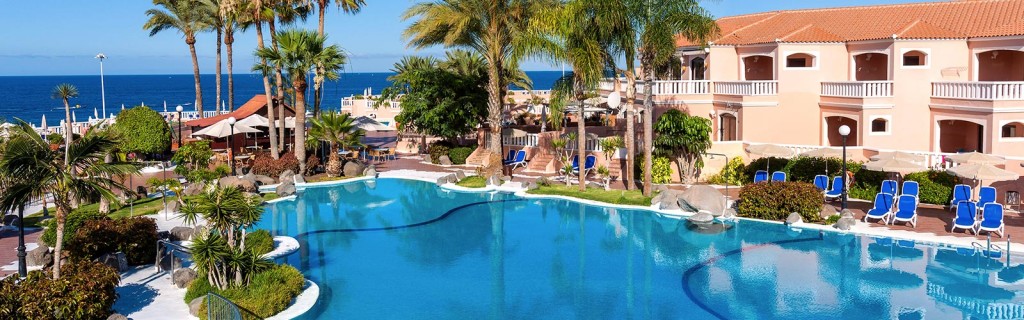 Het zwembad en uitzicht van Sun Beach Resort Varadero
