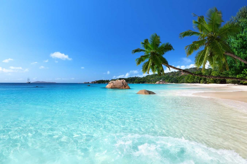 Tropisch strand op de Seychellen