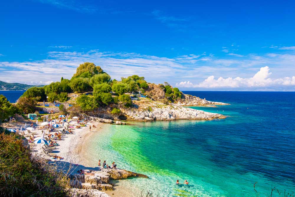 Het strand van Corfu Griekenland