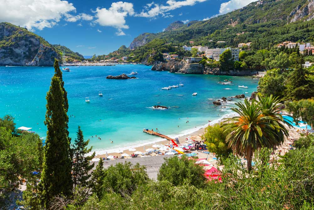 Het mooie strand van Corfu Griekenland
