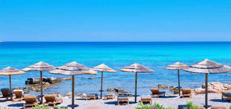 Super voordelig naar Rhodos in juli | Incl. vluchten, transfers & 4* hotel €279,-